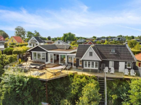 Holiday Home Alimpij - 5m from the sea by Interhome in Børkop